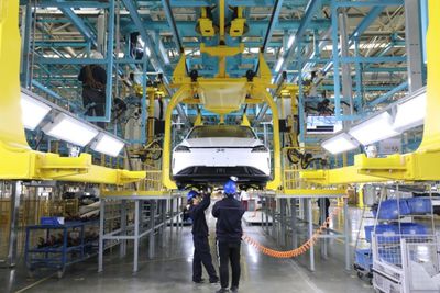 小鵬汽車進入交付關鍵期，海馬小鵬智能工廠以人工智能基礎軟件鑄造品質保證